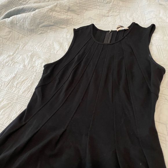 Calvin Klein Black Sleeveless Fit-and-Flare Dress - Picture 2 of 4